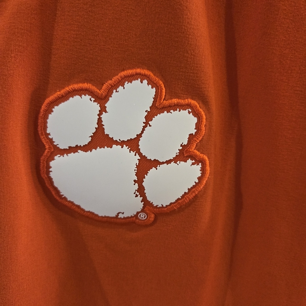 Clemson Tigers π
- Picture 6 of 10
